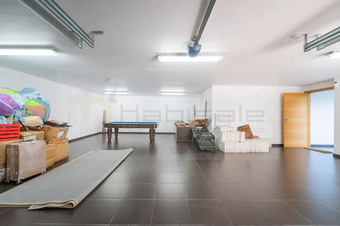 Moradia T6 para Venda em Queluz e Belas Foto 94