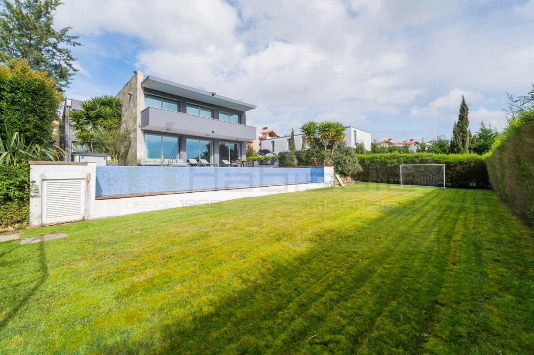 Moradia T6 para Venda em Queluz e Belas Foto 99