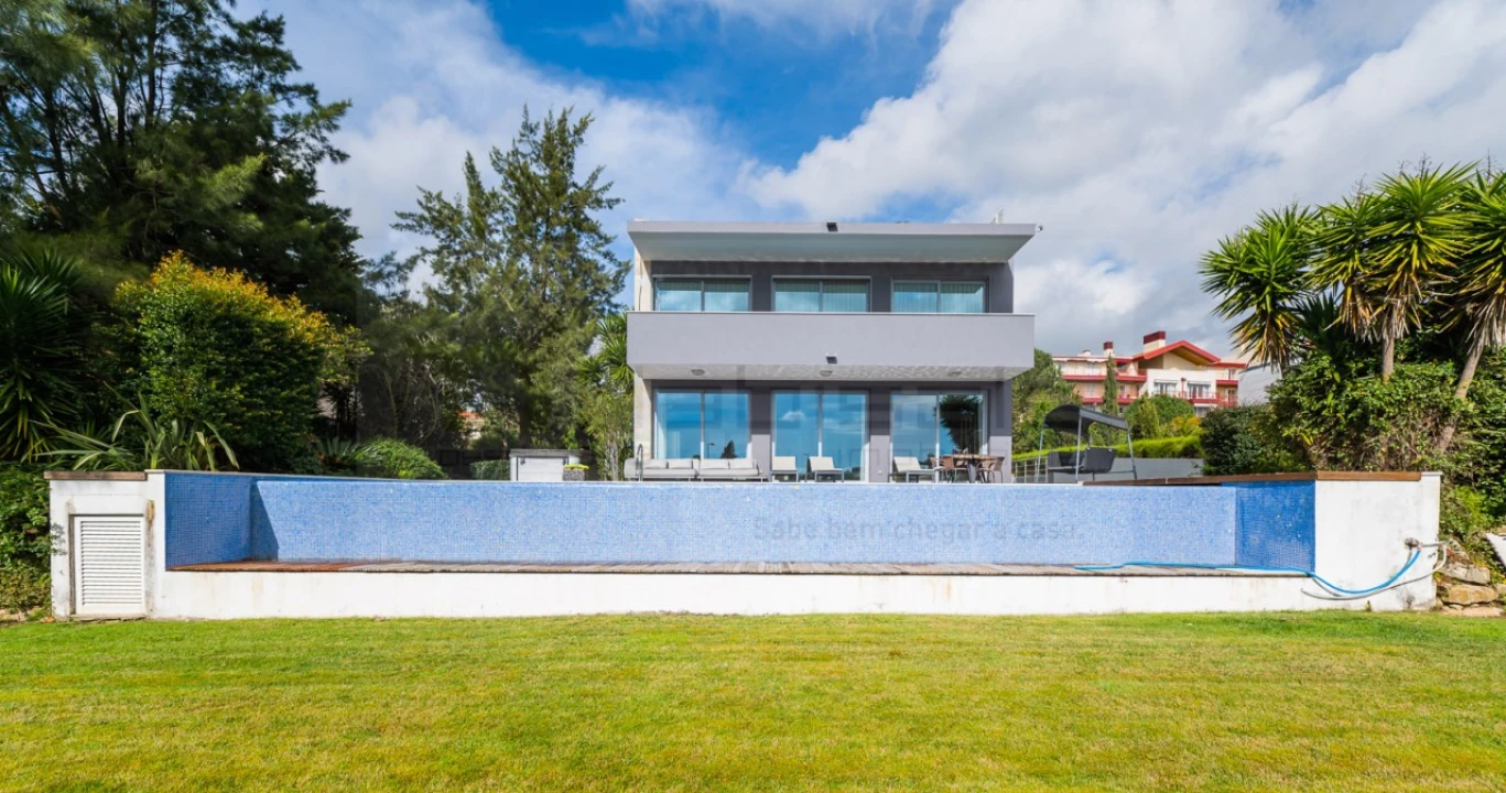 Moradia T6 para Venda em Queluz e Belas Foto 101