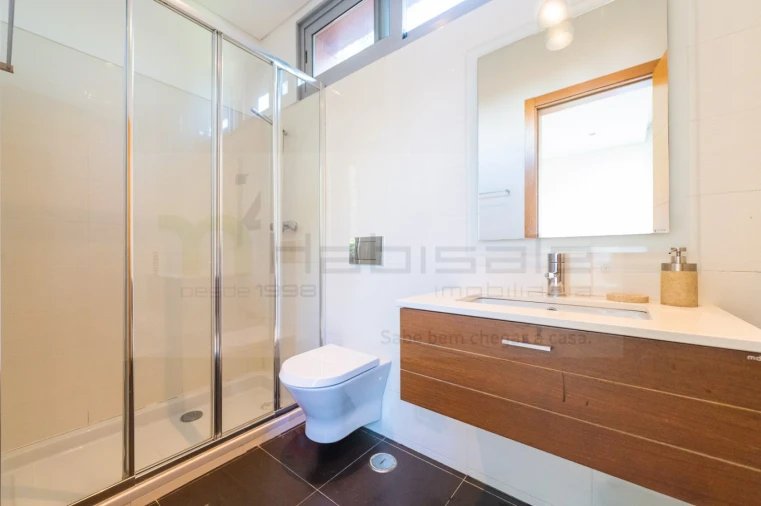 Moradia T6 para Venda em Queluz e Belas Foto 15