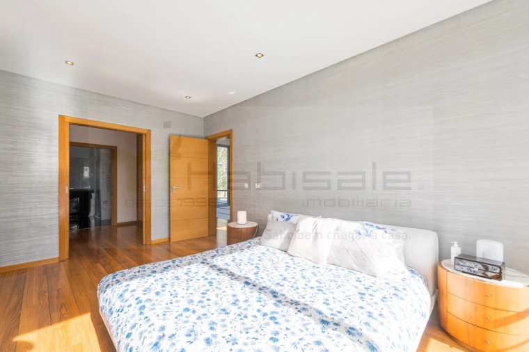 Moradia T6 para Venda em Queluz e Belas Foto 43