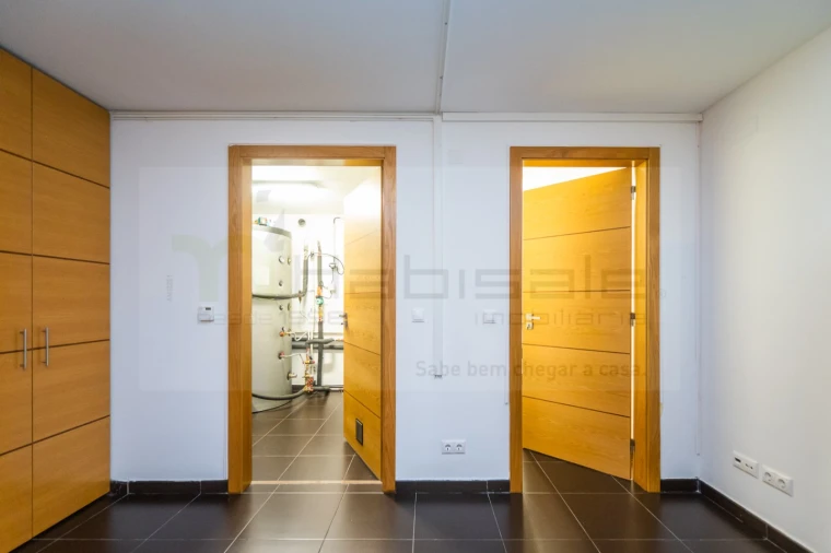 Moradia T6 para Venda em Queluz e Belas Foto 89