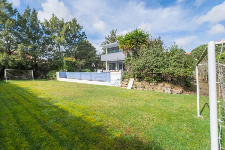 Moradia T6 para Venda em Queluz e Belas Foto 100