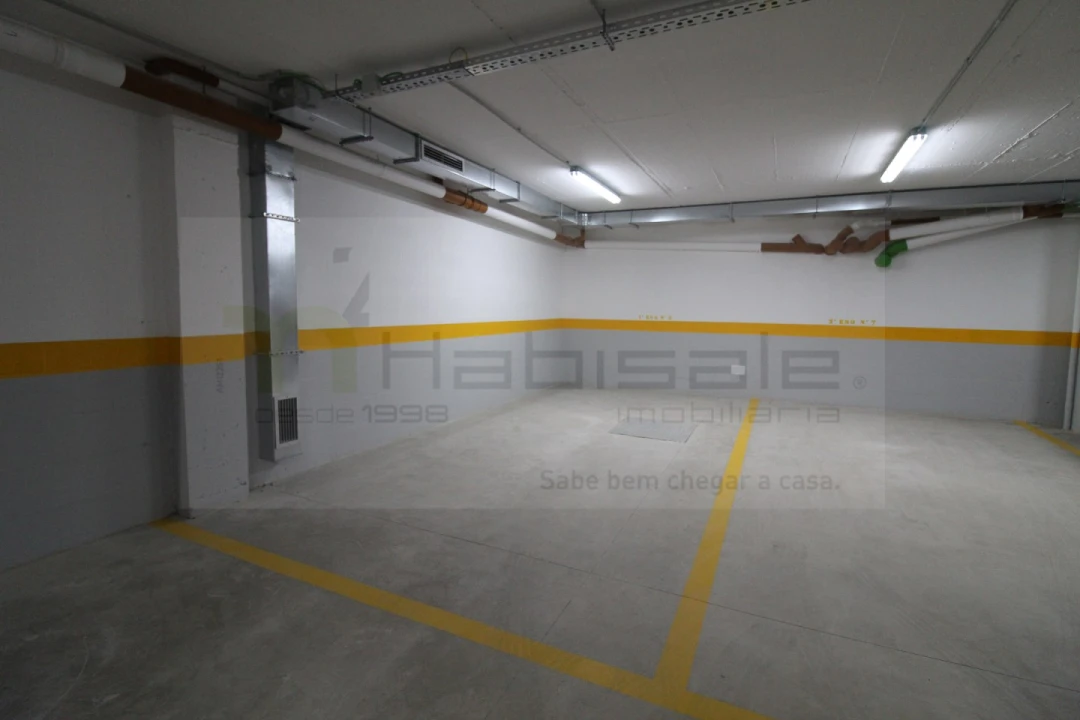 Apartamento T5 para Venda em Laranjeiro e Feijó Foto 28