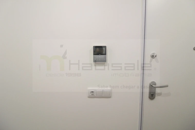 Apartamento T5 para Venda em Laranjeiro e Feijó Foto 6