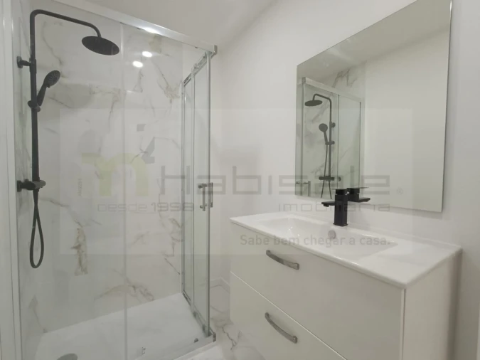 Apartamento T3 para Venda em Águas Livres Foto 18