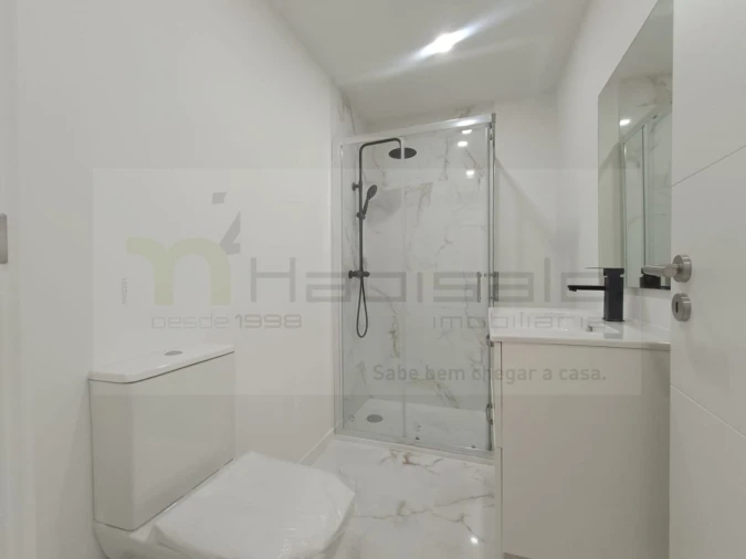 Apartamento T3 para Venda em Águas Livres Foto 19