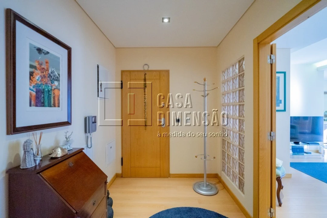 Apartamento T3 para Venda em Barcarena Foto 2