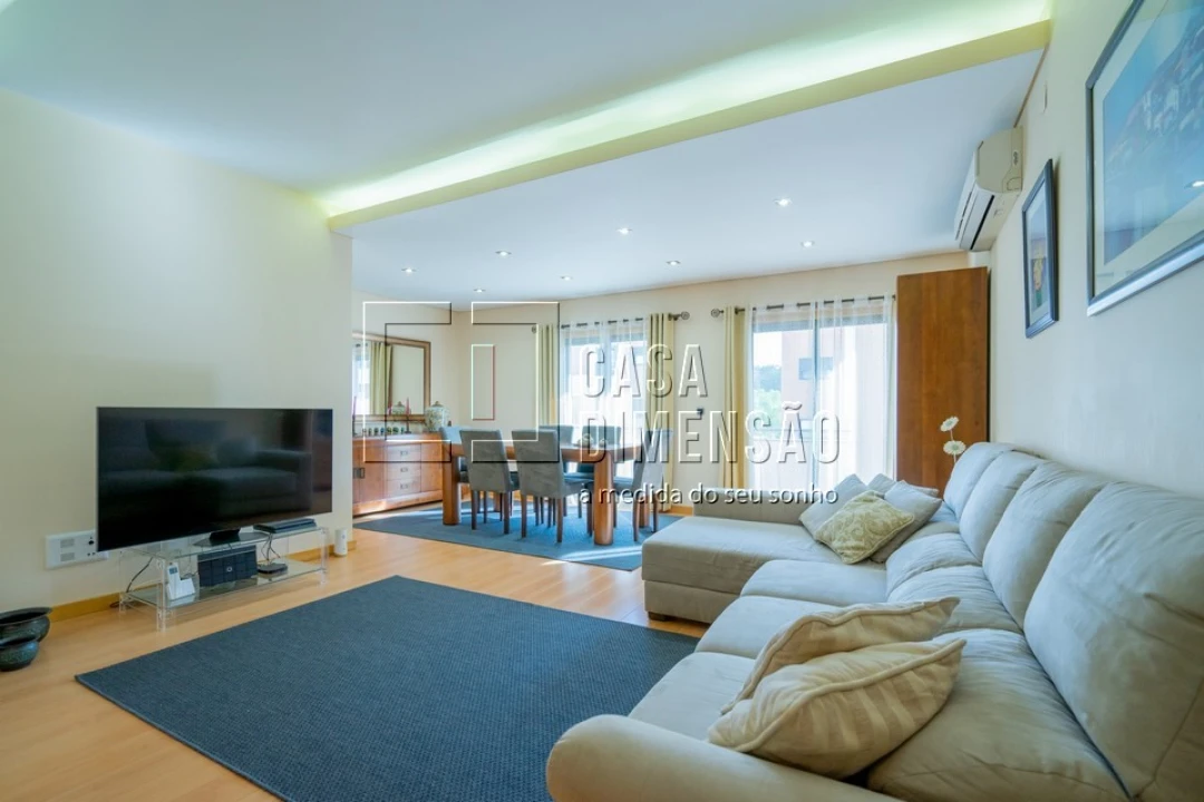 Apartamento T3 para Venda em Barcarena Foto 8