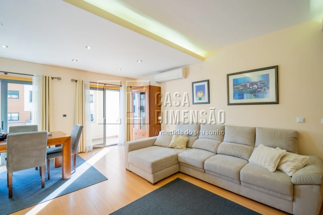 Apartamento T3 para Venda em Barcarena Foto 10