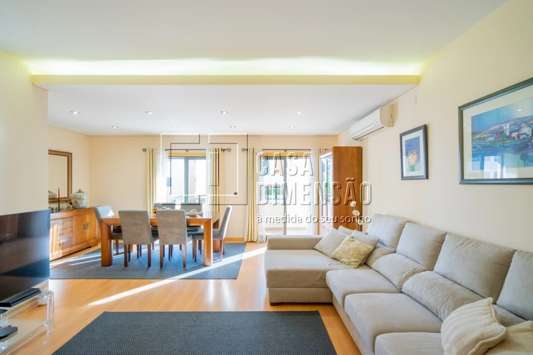 Apartamento T3 para Venda em Barcarena Foto 11