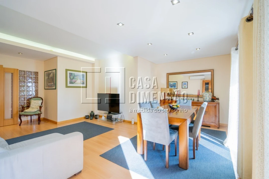 Apartamento T3 para Venda em Barcarena Foto 21