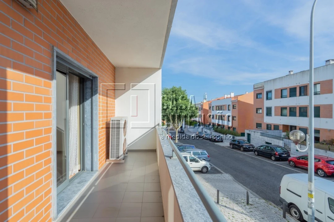 Apartamento T3 para Venda em Barcarena Foto 28