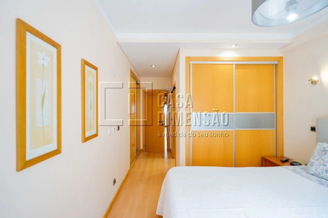 Apartamento T3 para Venda em Barcarena Foto 49