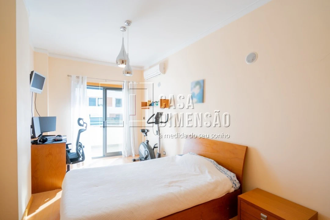 Apartamento T3 para Venda em Barcarena Foto 61