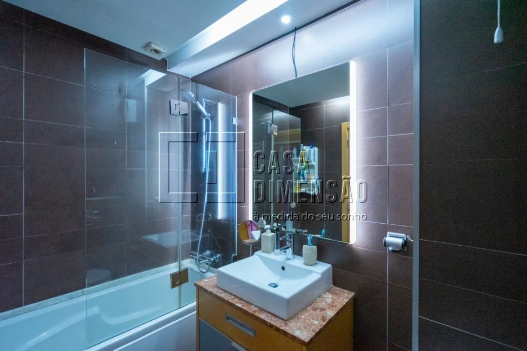 Apartamento T3 para Venda em Barcarena Foto 70