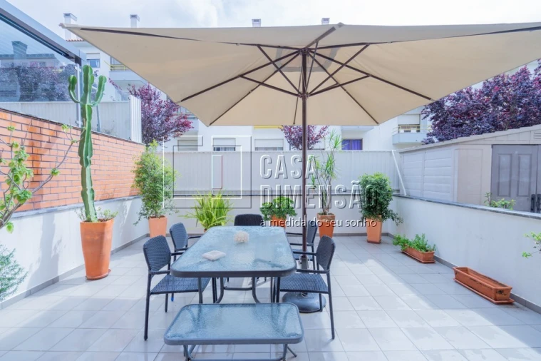 Apartamento T3 para Venda em Barcarena Foto 36