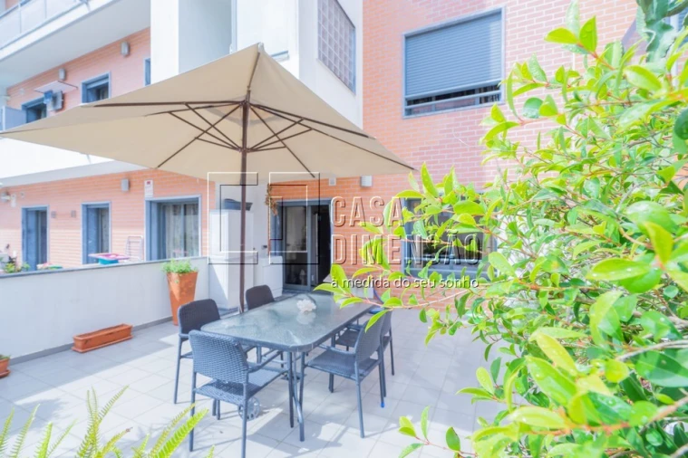 Apartamento T3 para Venda em Barcarena Foto 39