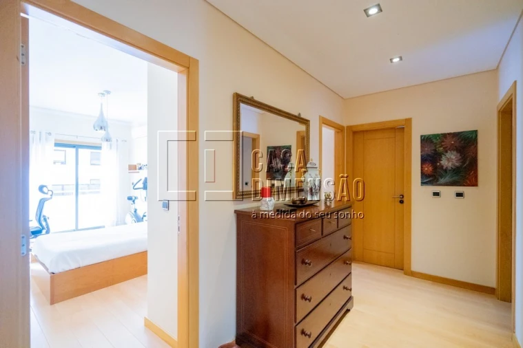 Apartamento T3 para Venda em Barcarena Foto 44