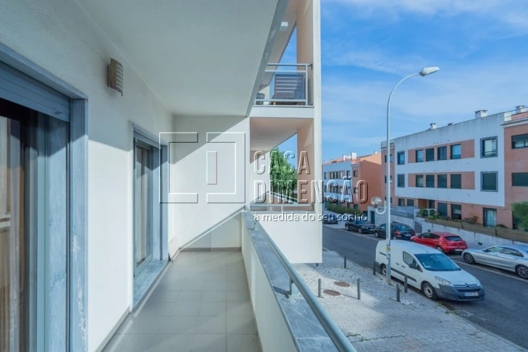 Apartamento T3 para Venda em Barcarena Foto 59