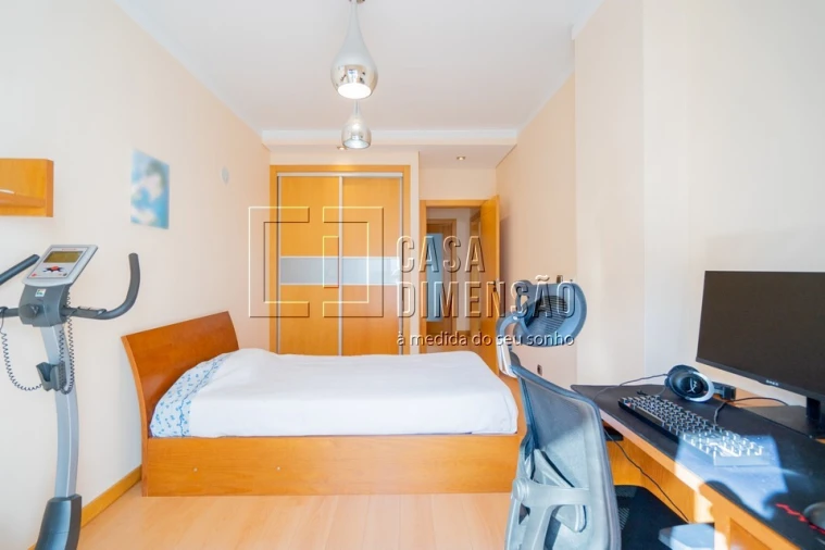 Apartamento T3 para Venda em Barcarena Foto 64