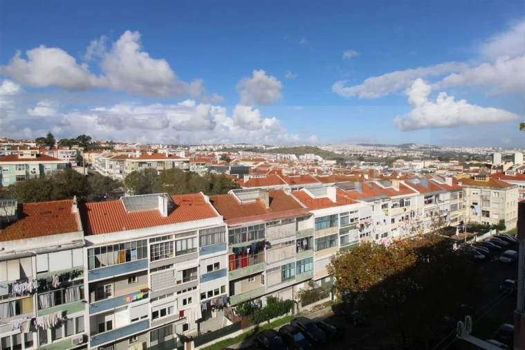 Apartamento T4 para Venda em Águas Livres Foto 5