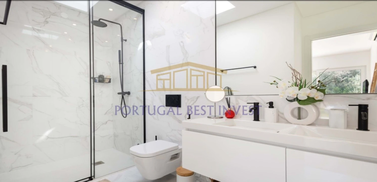 Moradia T3 para Venda em Ferragudo Foto 13