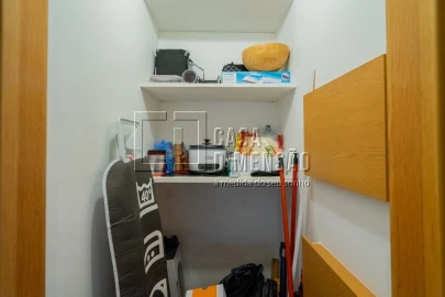 Apartamento T2 para Venda em Benfica