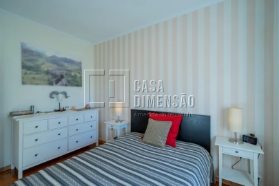 Apartamento T2 para Venda em Benfica