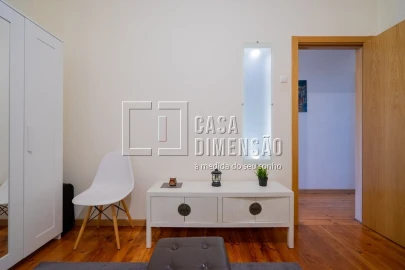 Apartamento T2 para Venda em Benfica