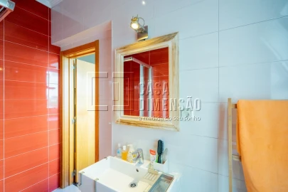Apartamento T2 para Venda em Benfica