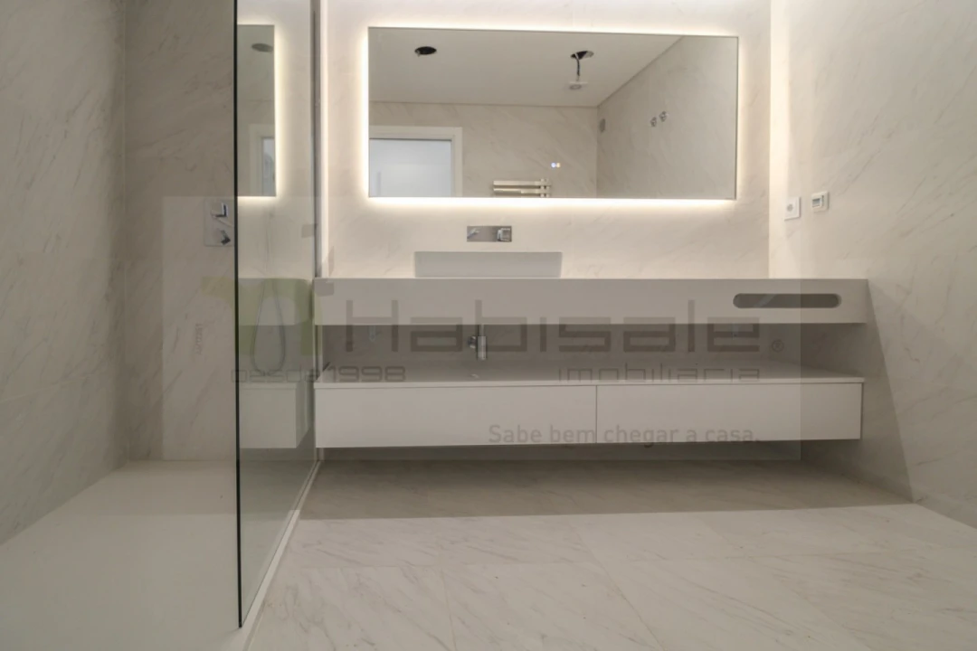 Apartamento T2 para Venda em Costa da Caparica Foto 14