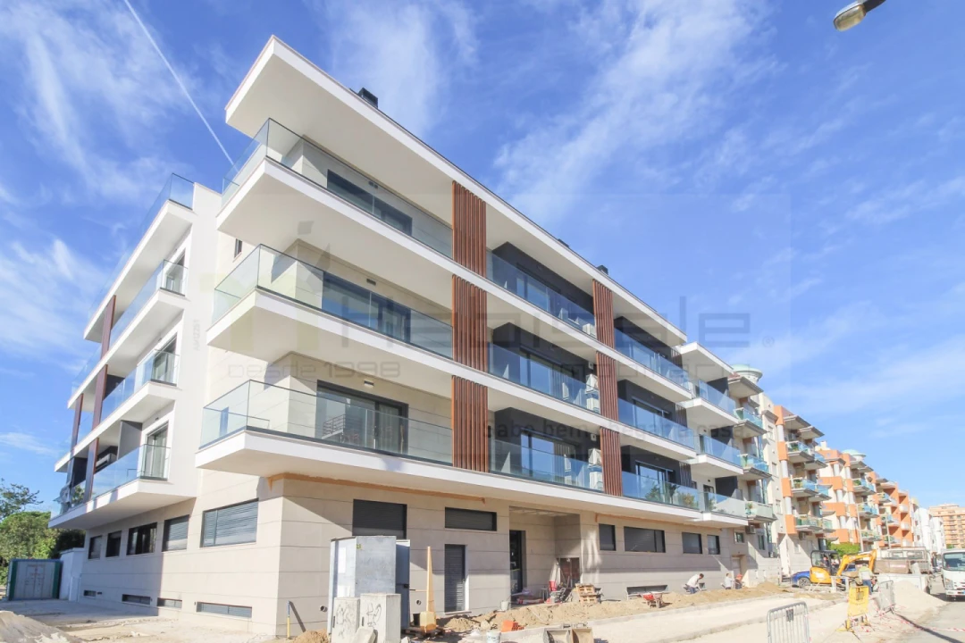 Apartamento T1 para Venda em Costa da Caparica Foto 4
