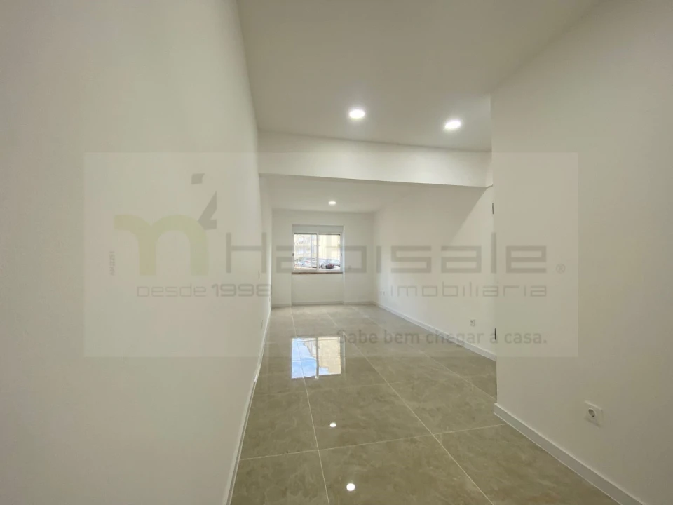 Apartamento T2 para Venda em Almada, Cova da Piedade, Pragal e Cacilhas Foto 4