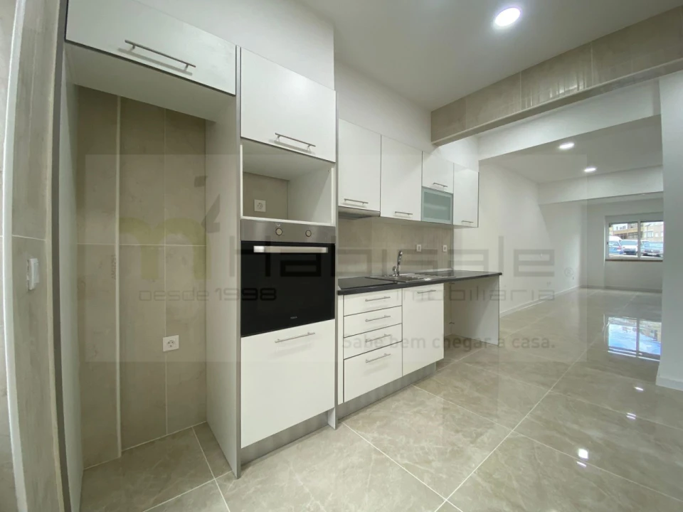 Apartamento T2 para Venda em Almada, Cova da Piedade, Pragal e Cacilhas Foto 8