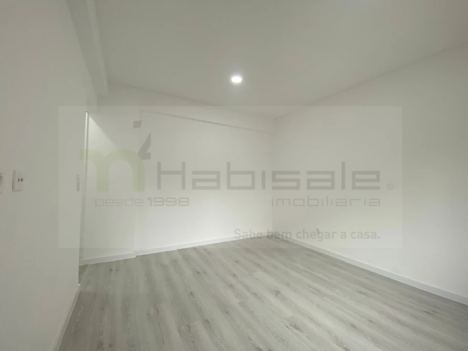 Apartamento T2 para Venda em Almada, Cova da Piedade, Pragal e Cacilhas Foto 22