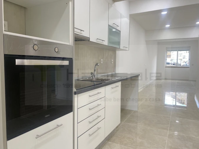 Apartamento T2 para Venda em Almada, Cova da Piedade, Pragal e Cacilhas Foto 6