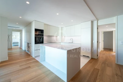 Apartamento T3 para Venda em Avenidas Novas