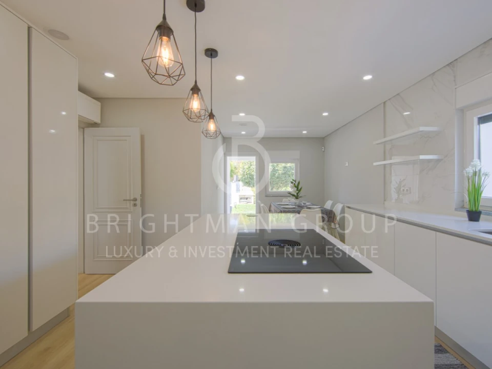 Moradia T4 para Venda em Corroios Foto 12