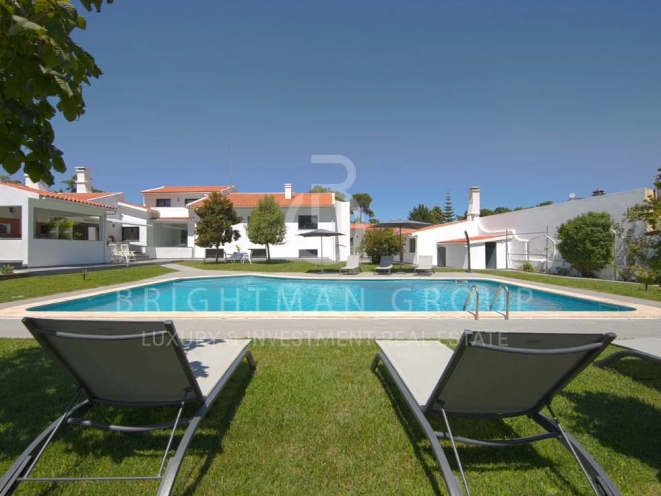 Moradia T4 para Venda em Corroios Foto 37