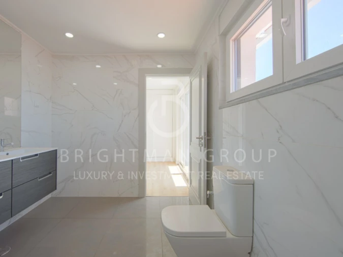 Moradia T4 para Venda em Corroios Foto 22