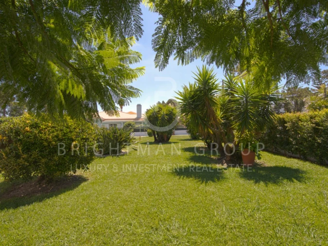 Moradia T4 para Venda em Corroios Foto 32