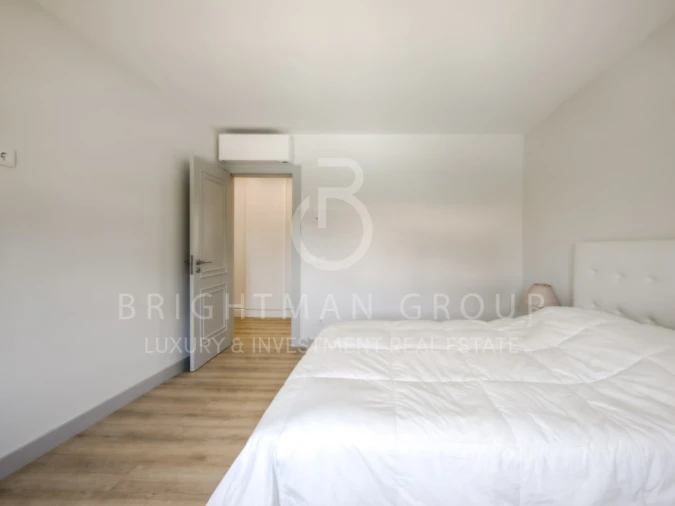 Moradia T4 para Venda em Corroios Foto 23