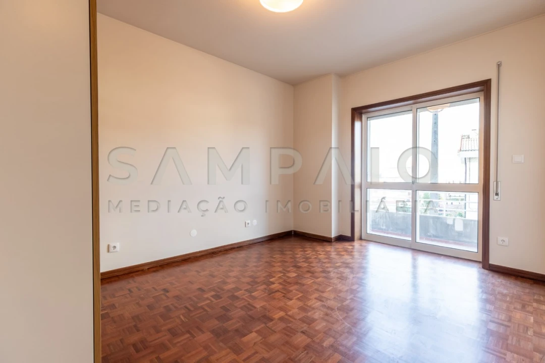 Apartamento T3 para Venda em Rio Tinto Foto 19