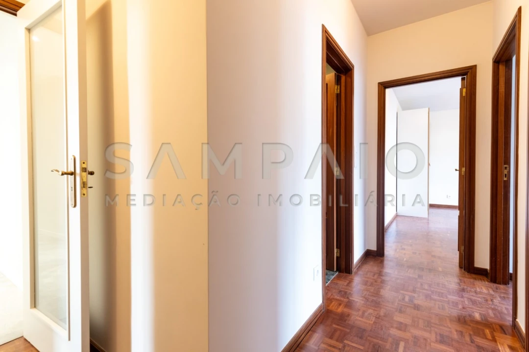 Apartamento T3 para Venda em Rio Tinto Foto 23