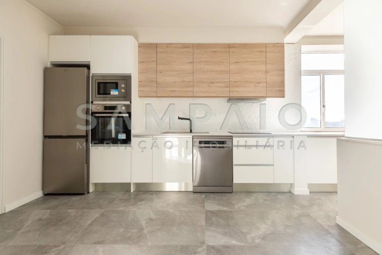 Apartamento T3 para Venda em Rio Tinto Foto 2