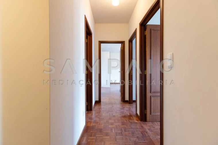 Apartamento T3 para Venda em Rio Tinto Foto 21