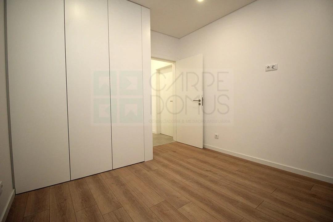 Apartamento T2 para Venda em Conceição e Cabanas de Tavira Foto 13