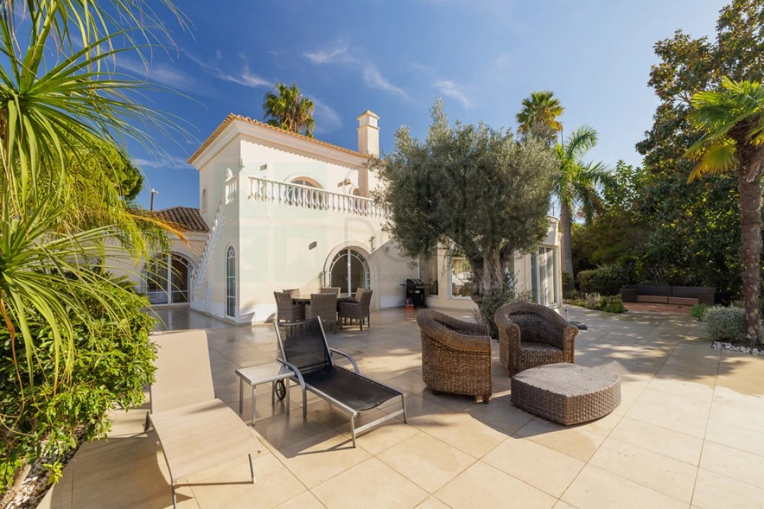 Moradia T4 para Venda em Almancil Foto 13