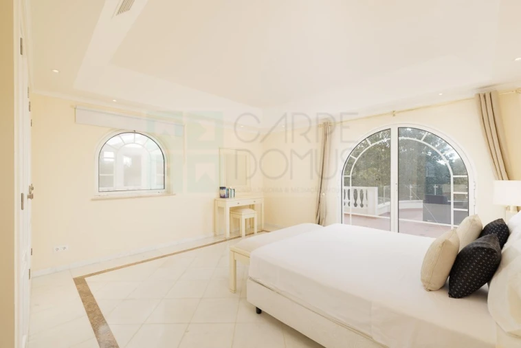 Moradia T4 para Venda em Almancil Foto 49